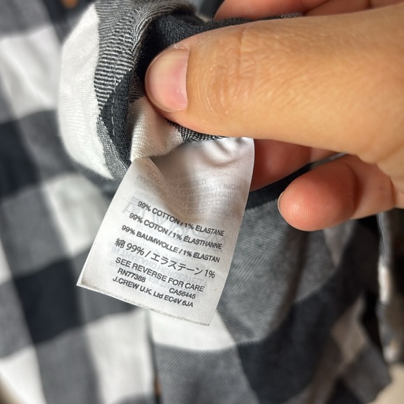 J. Crew Boy Button Down Shirt in Buffalo Checkered Plaid White Black size 4 - Picture 10 of 13